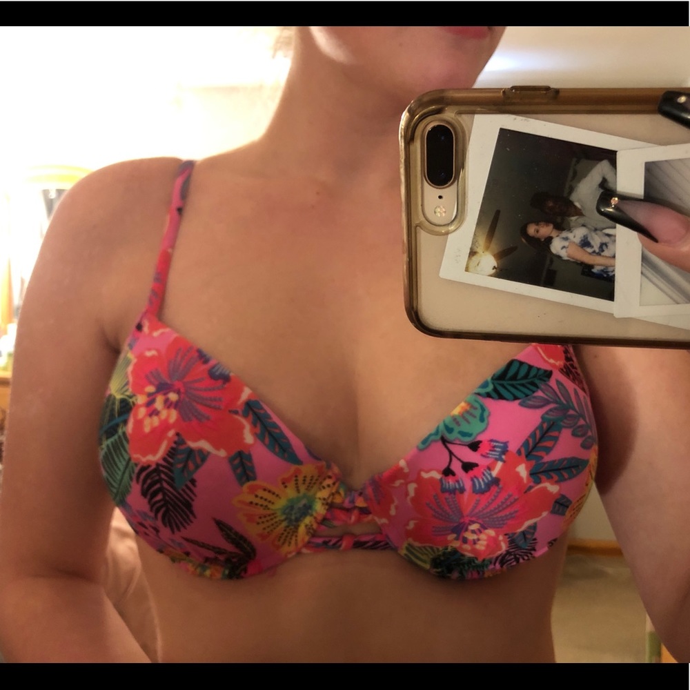 Floral bikini top